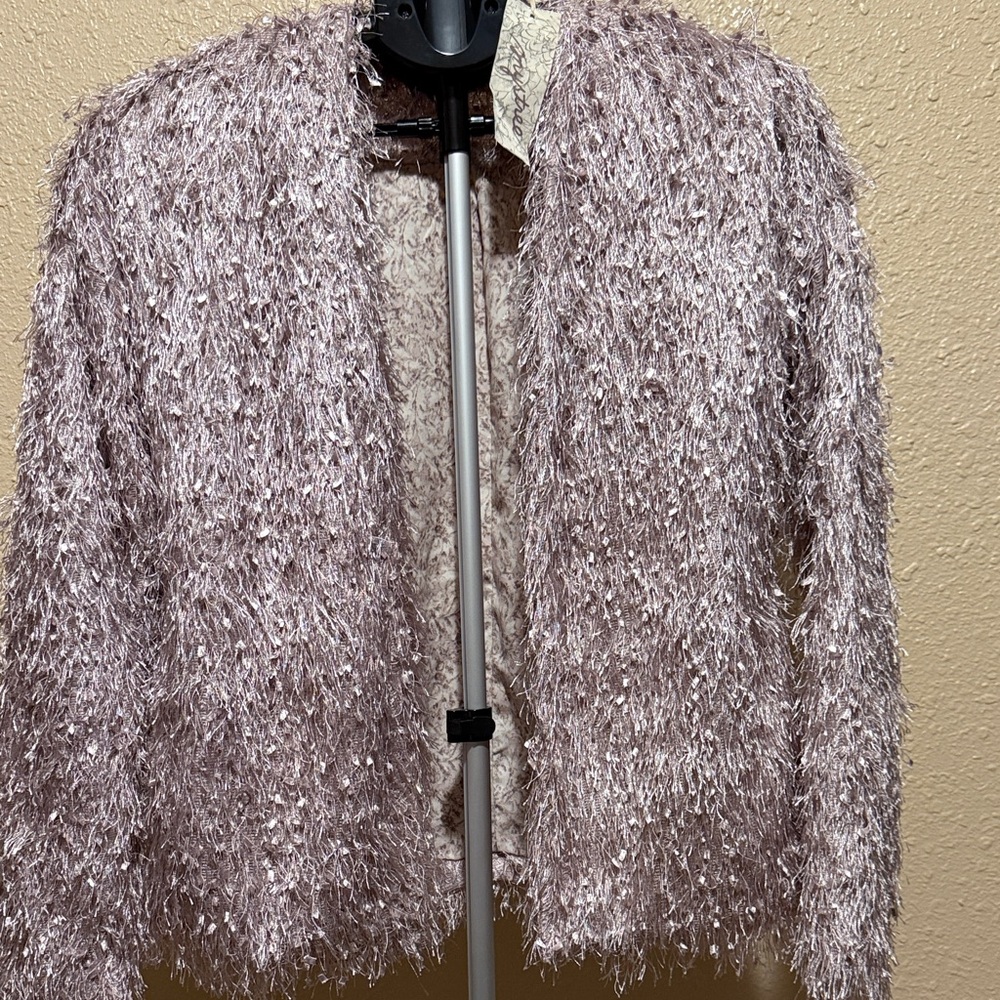 Shaggy eyelash yarn open front lavendar cardigan by Mystree Women’s Medium nwt - Picture 3 of 10